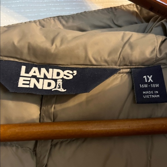 Land’s End Quilted Hooded Jacket - Taupe - Picture 5 of 6